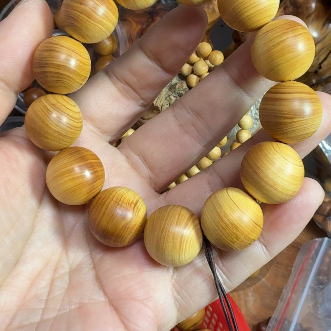 柏木用****6太行崖柏1.8鸡油黄