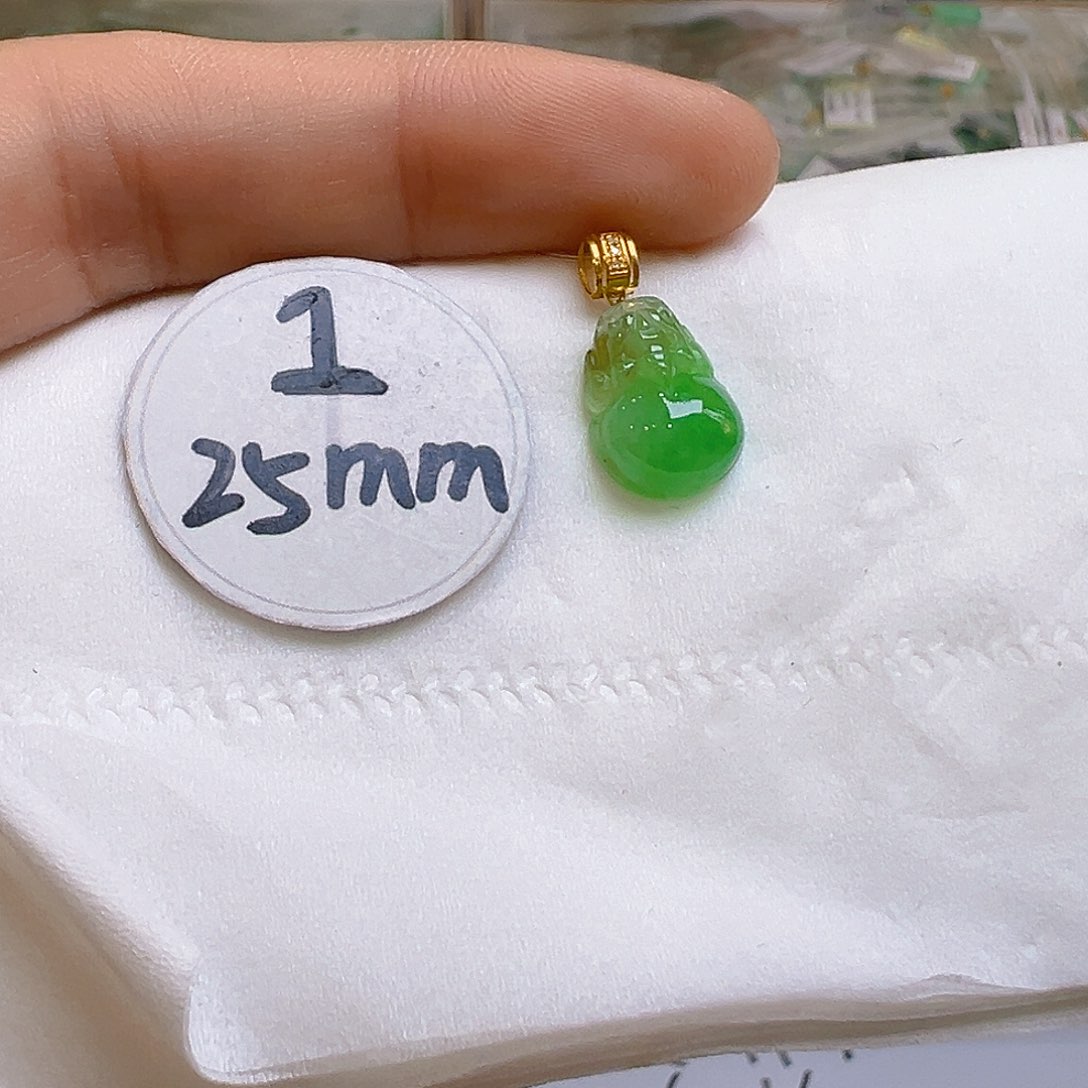 翡翠颈饰18K金镶嵌翡翠