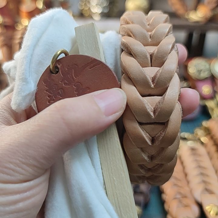 铜铁合金类4.3厚 18节手环