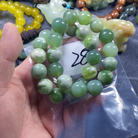 未镶嵌蛇纹石玉手链