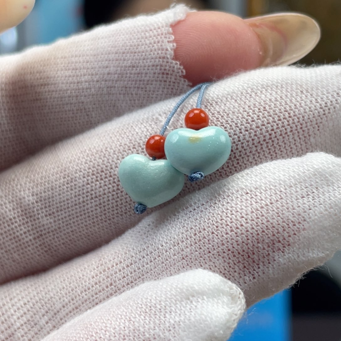 绿松石未镶嵌挂件