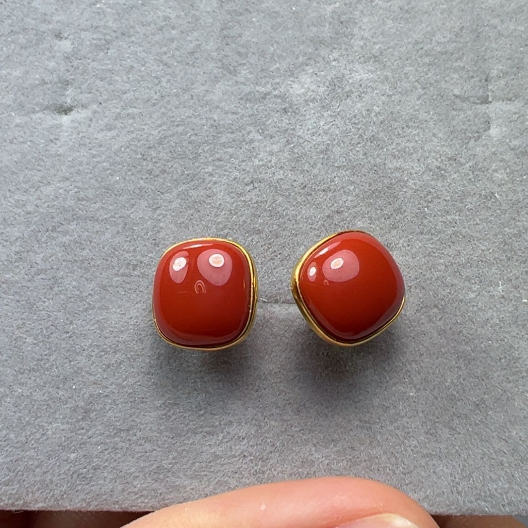 南红玛瑙耳钉18K金镶嵌微*z