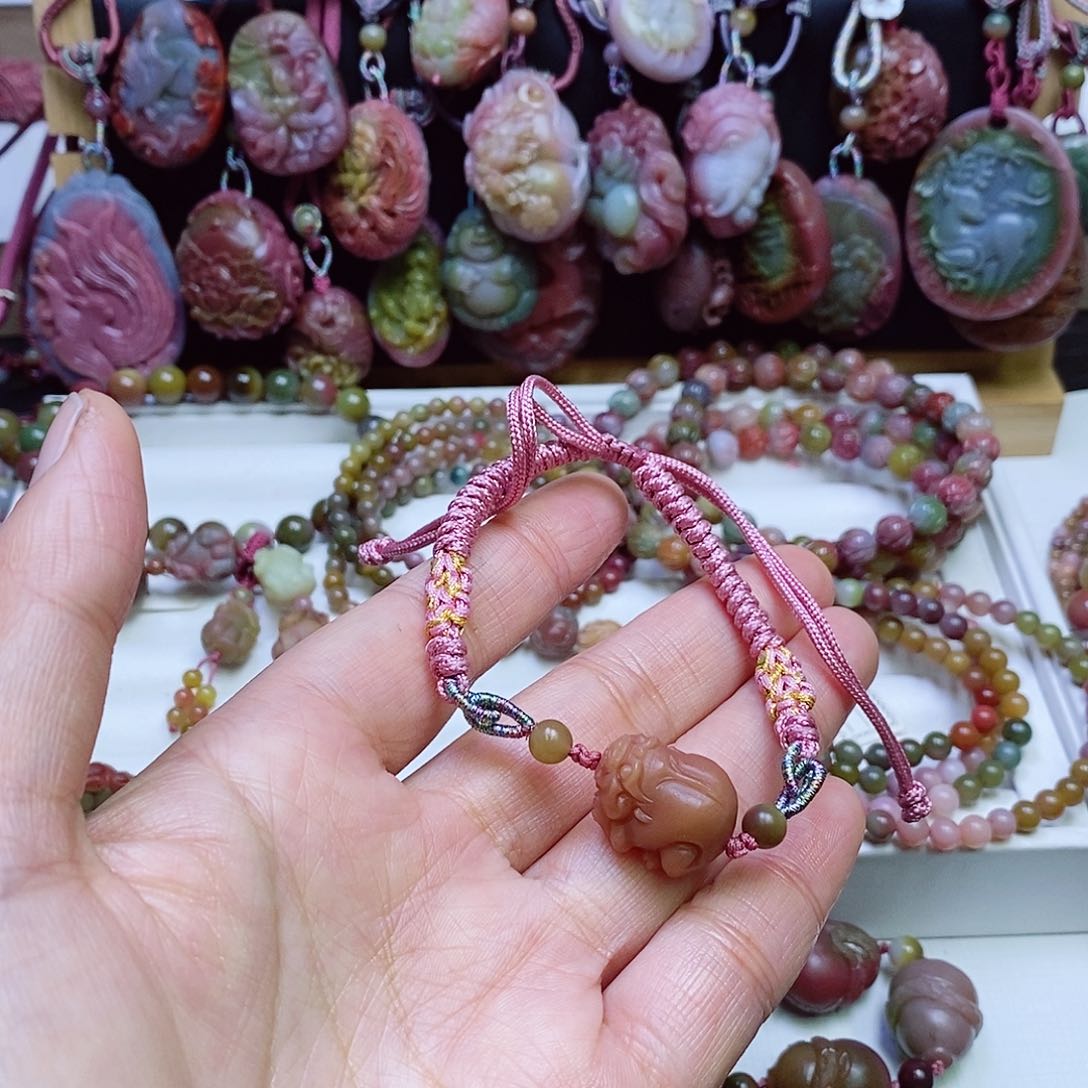 玛瑙/玉髓盐源玛瑙手链未镶嵌