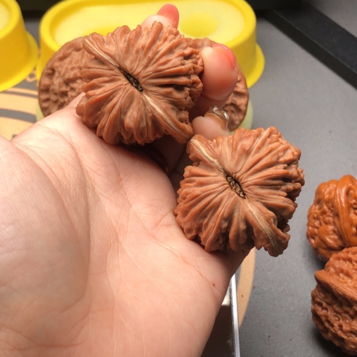 长***短文玩核桃把件44全品楼