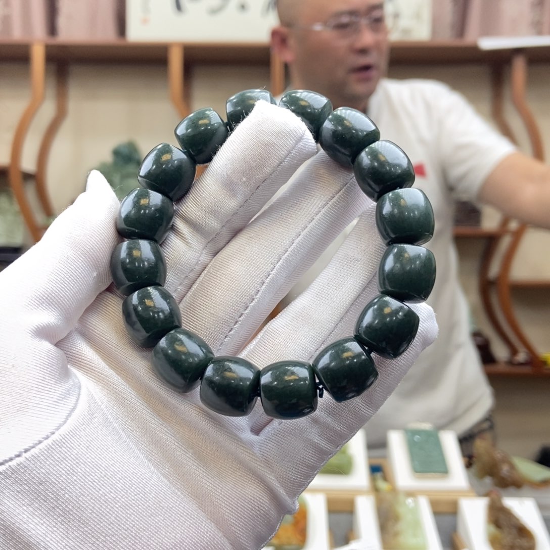 和田玉未镶嵌手链