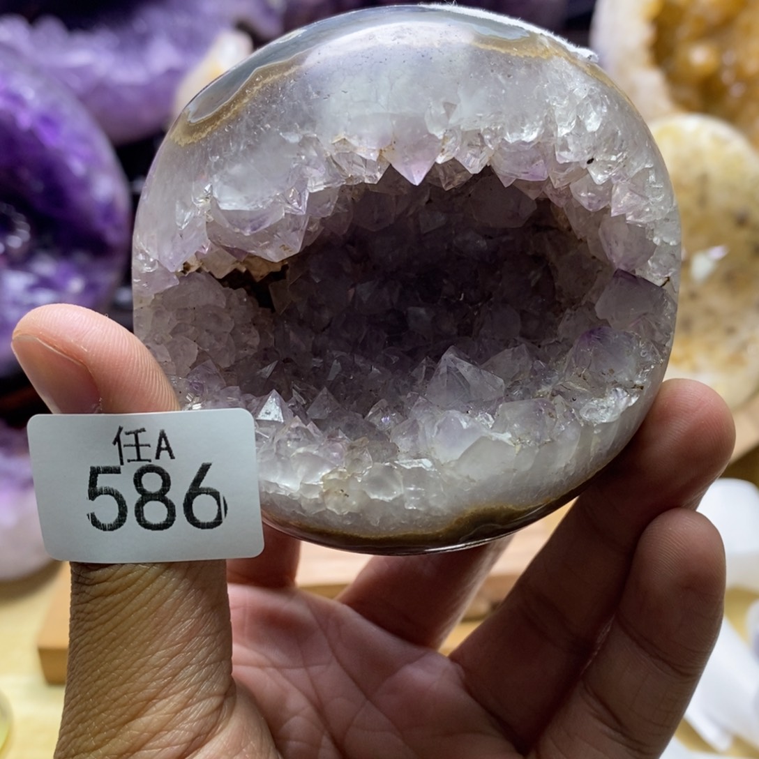 未镶嵌大型摆件（非配饰）水晶