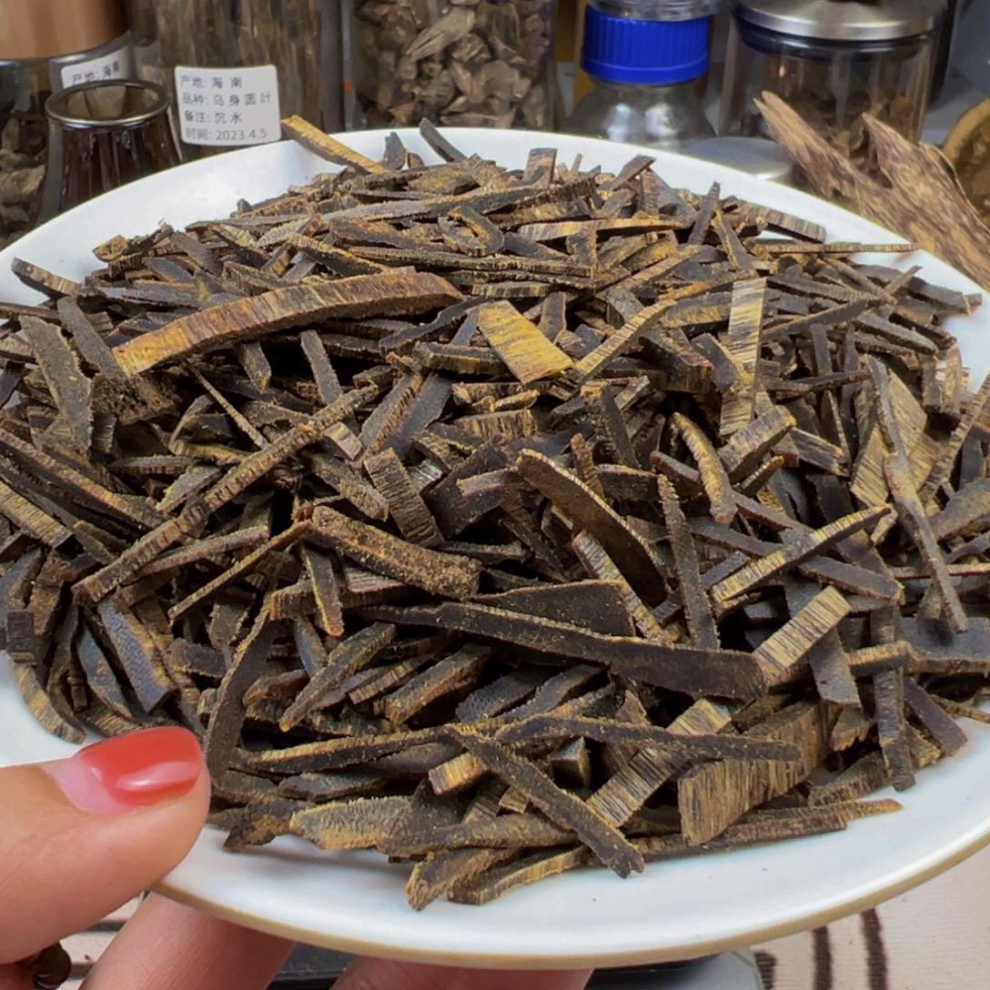 d***d沉香沉香碎屑海南棋楠罗门黑棋沉水高端切条10克