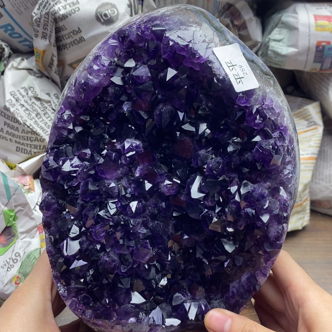 未镶嵌水晶珠宝半成品