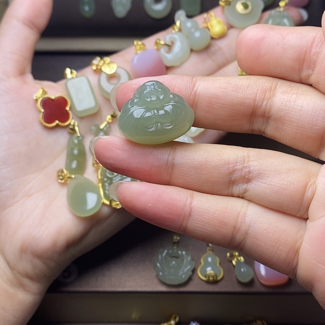 和田玉颈饰银S925镶嵌