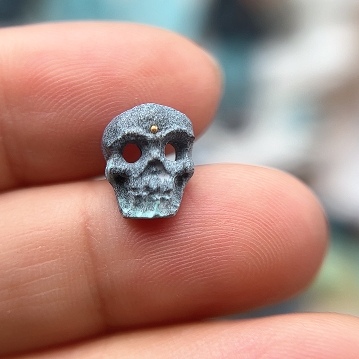 绿松石颈饰未镶嵌