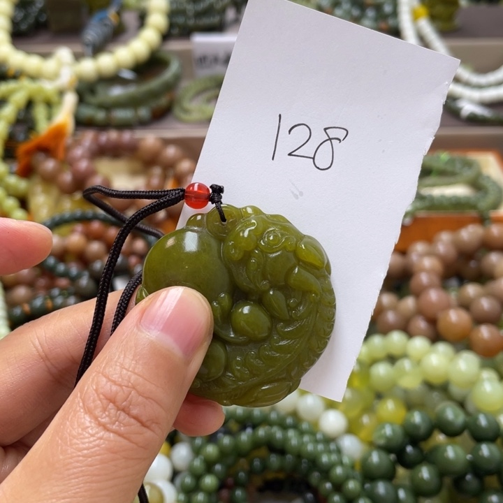 未镶嵌透闪石-蛇纹石玉手链