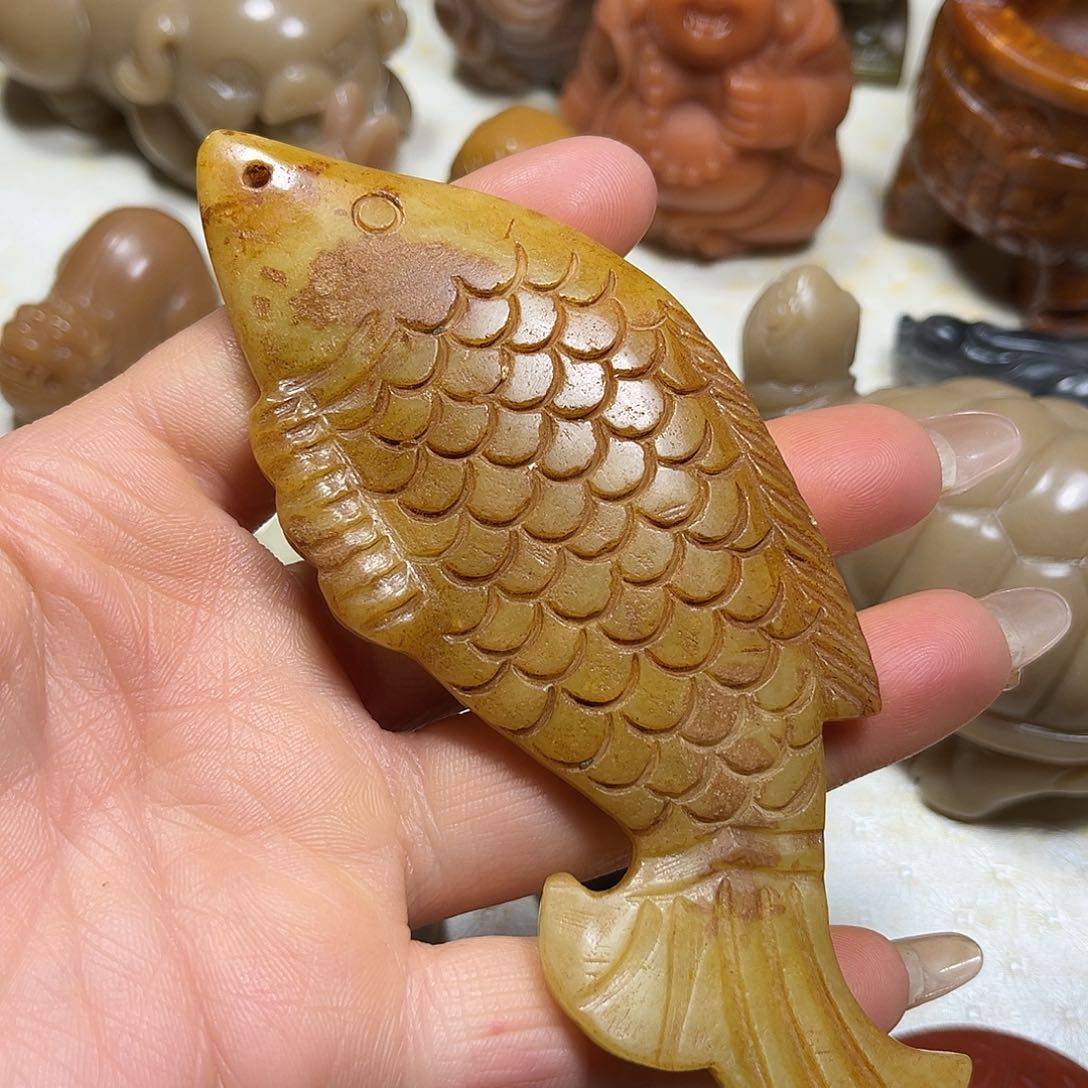 白玉菩提吊坠白玉菩提吊坠