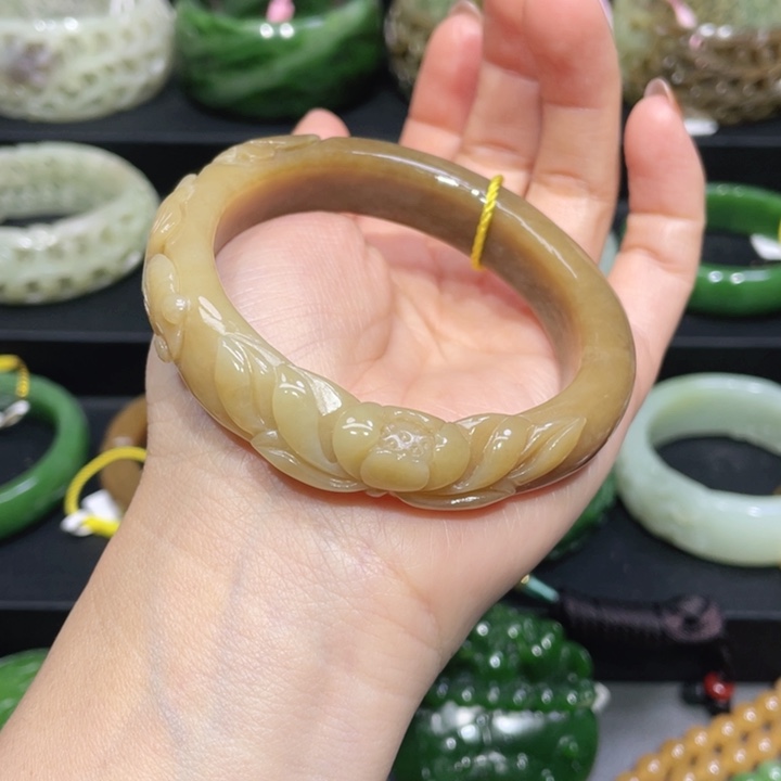 和田玉手镯56+圈口 编号71未镶嵌