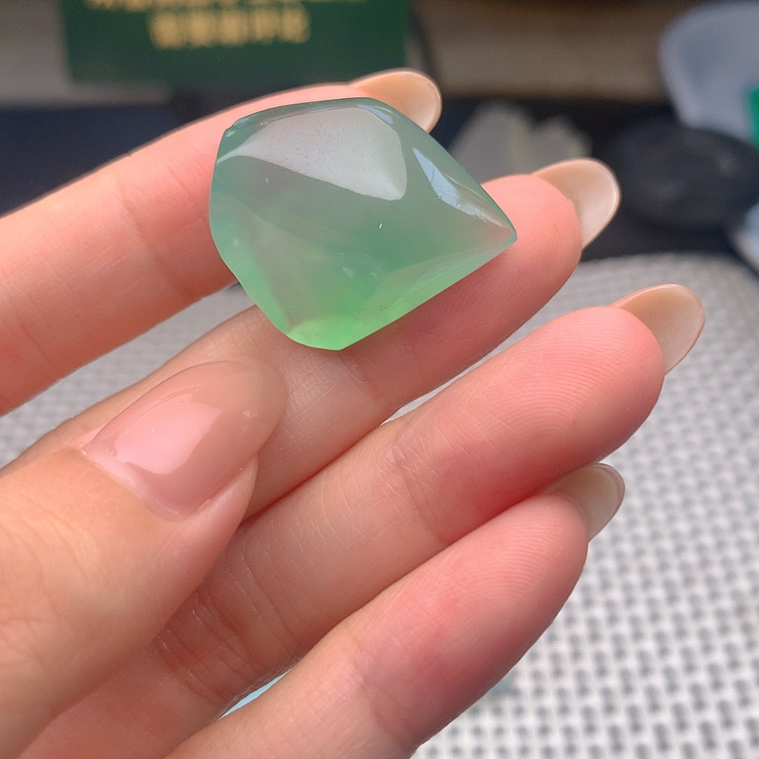 定制翡翠未镶嵌不退不换