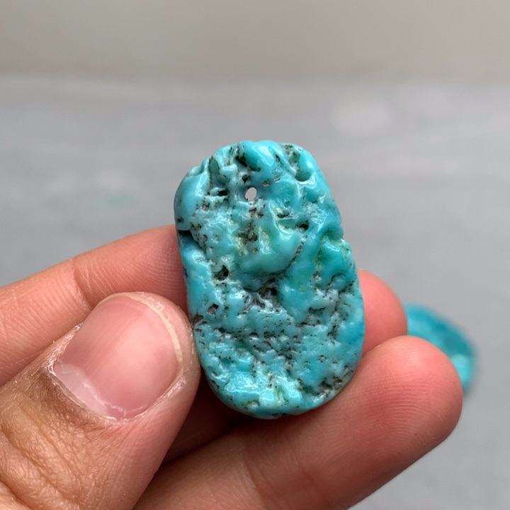 绿松石颈饰未镶嵌