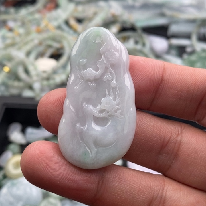 翡翠未镶嵌吊坠(不含链)