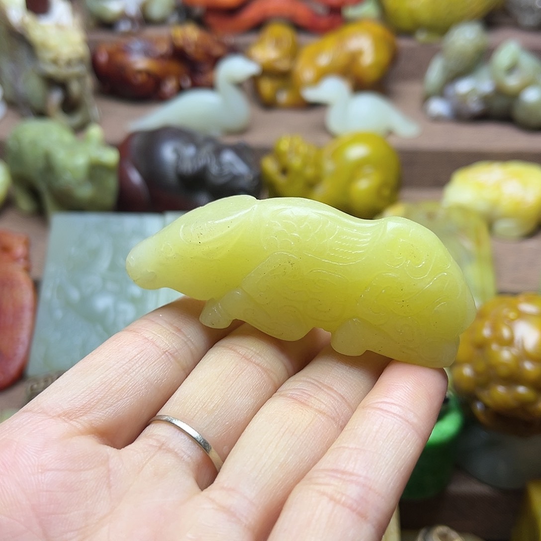 白玉菩提吊坠132。。