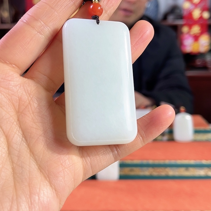 和田玉吊坠未镶嵌