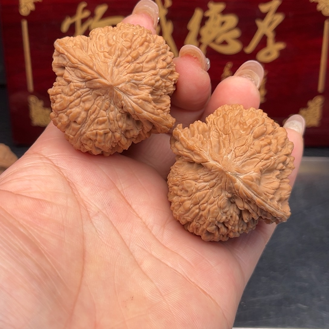 文玩核桃吊坠满天星