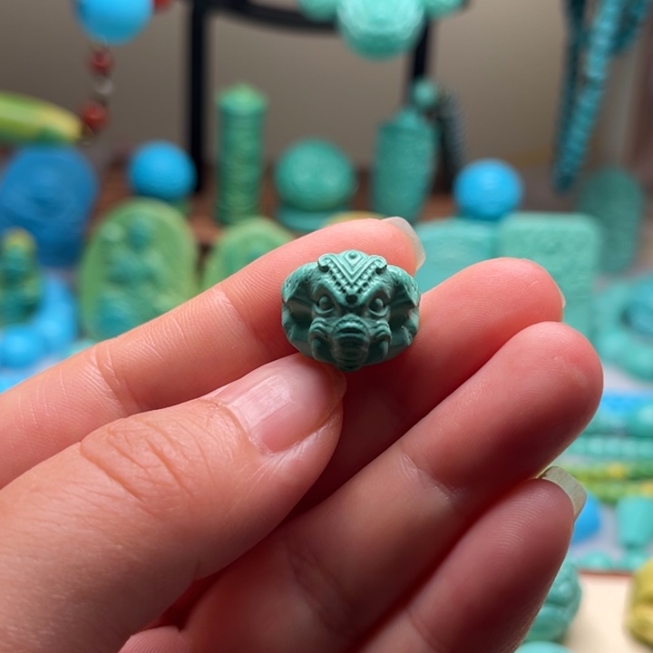 精工雕刻象神背云