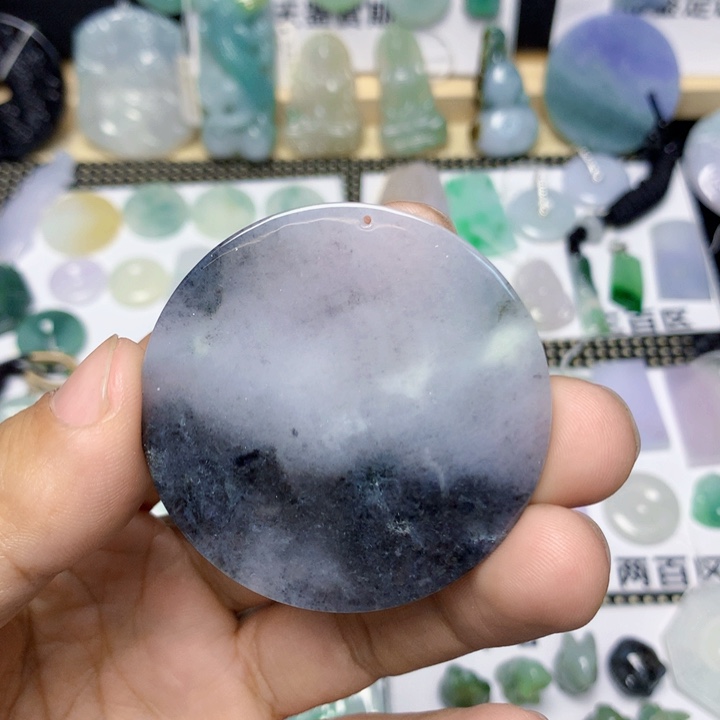 翡翠吊坠(不含链)未镶嵌