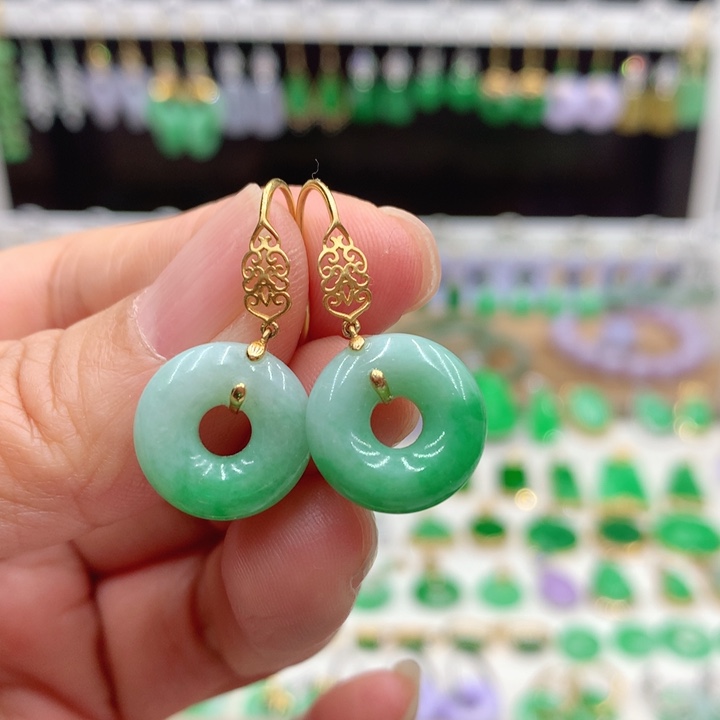 翡翠18K金镶嵌耳饰