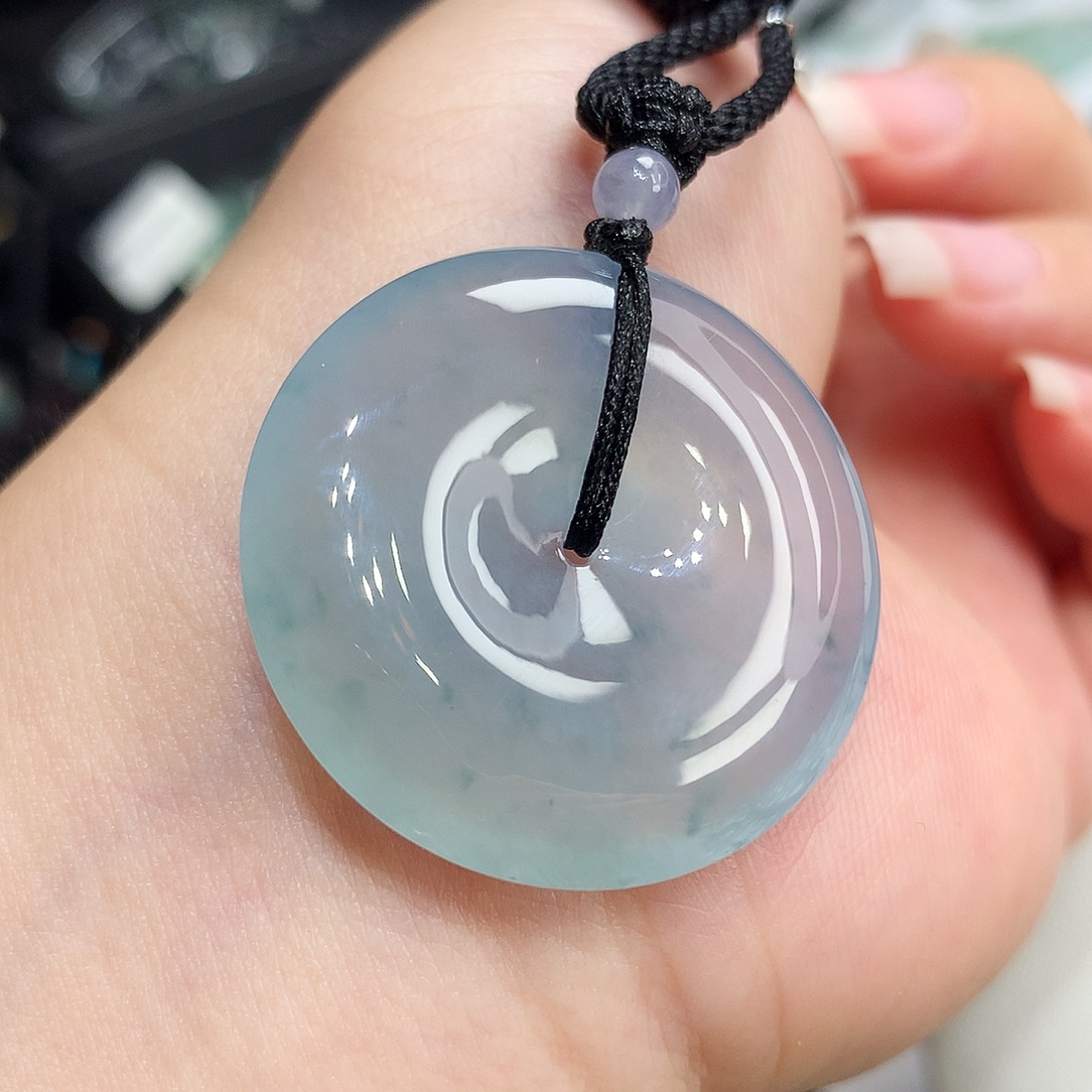 翡翠未镶嵌胸饰翡翠110，31.5/6 