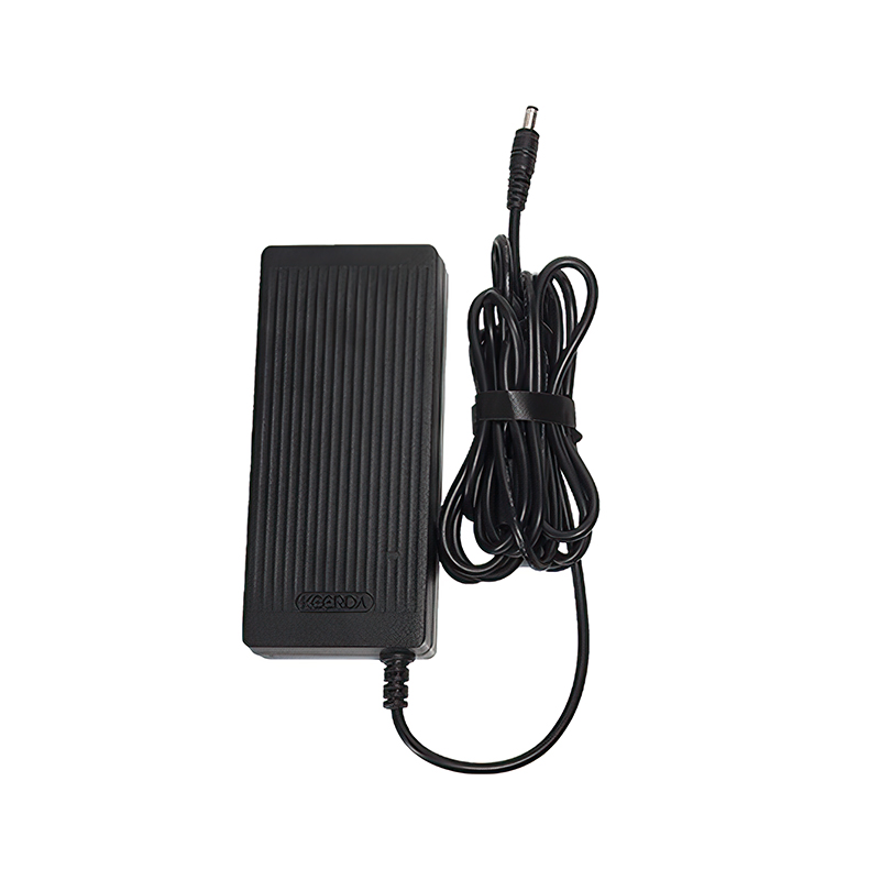 C150X Lite轻装版手持补光灯电源适配器