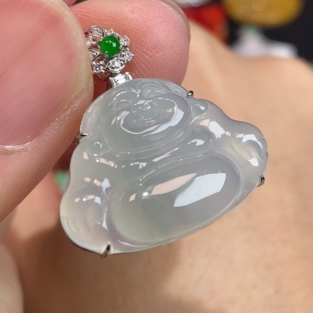 翡翠颈饰18K金镶嵌佛公