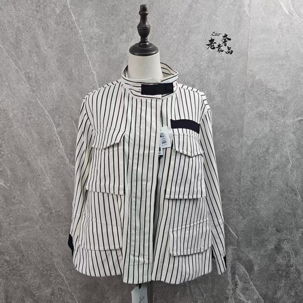 99新 MONCLER 海囤J/蒙口外套/0码/ds57237