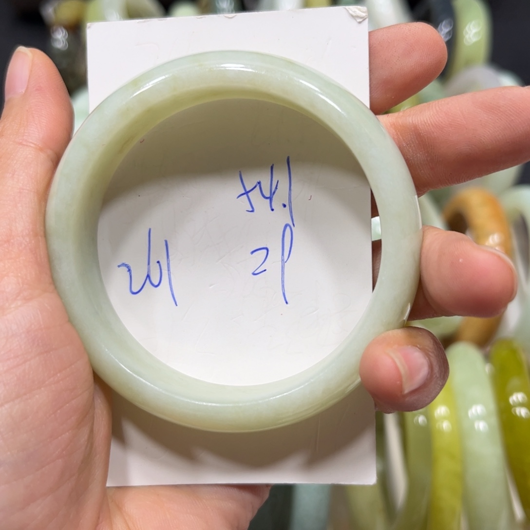 未镶嵌蛇纹石玉手镯