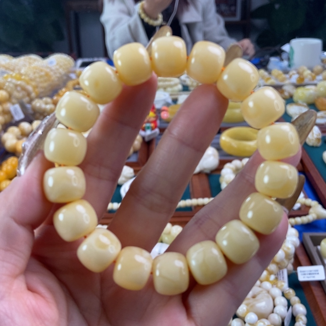 琥珀珠宝奇石未镶嵌13老型24.86