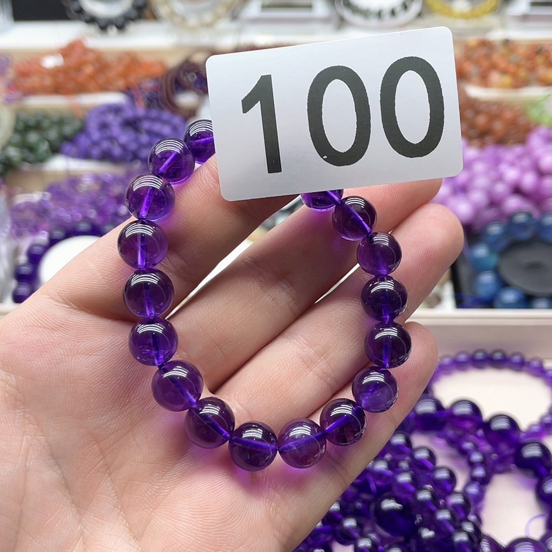 水晶手链未镶嵌苏****?天然