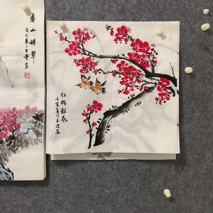 国画梅花50厘米斗方