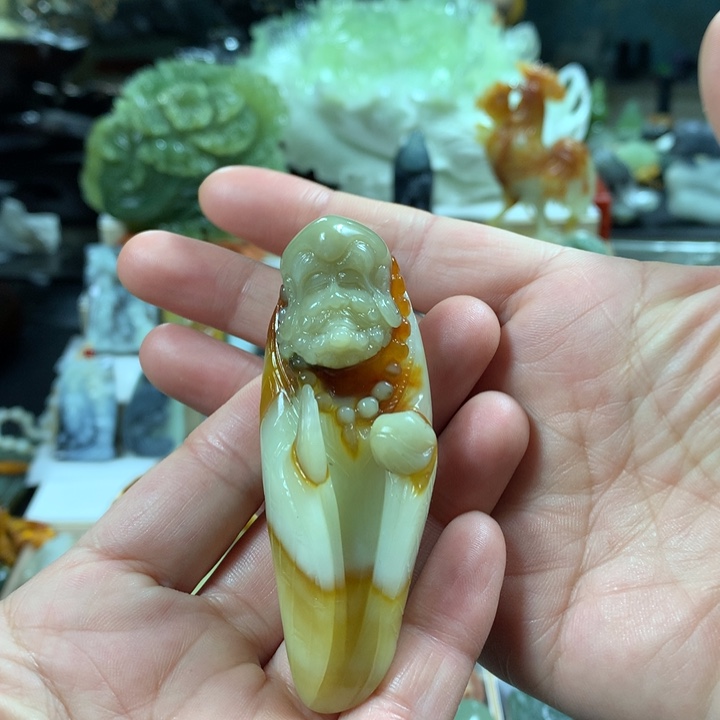 蛇纹石玉手把件未镶嵌