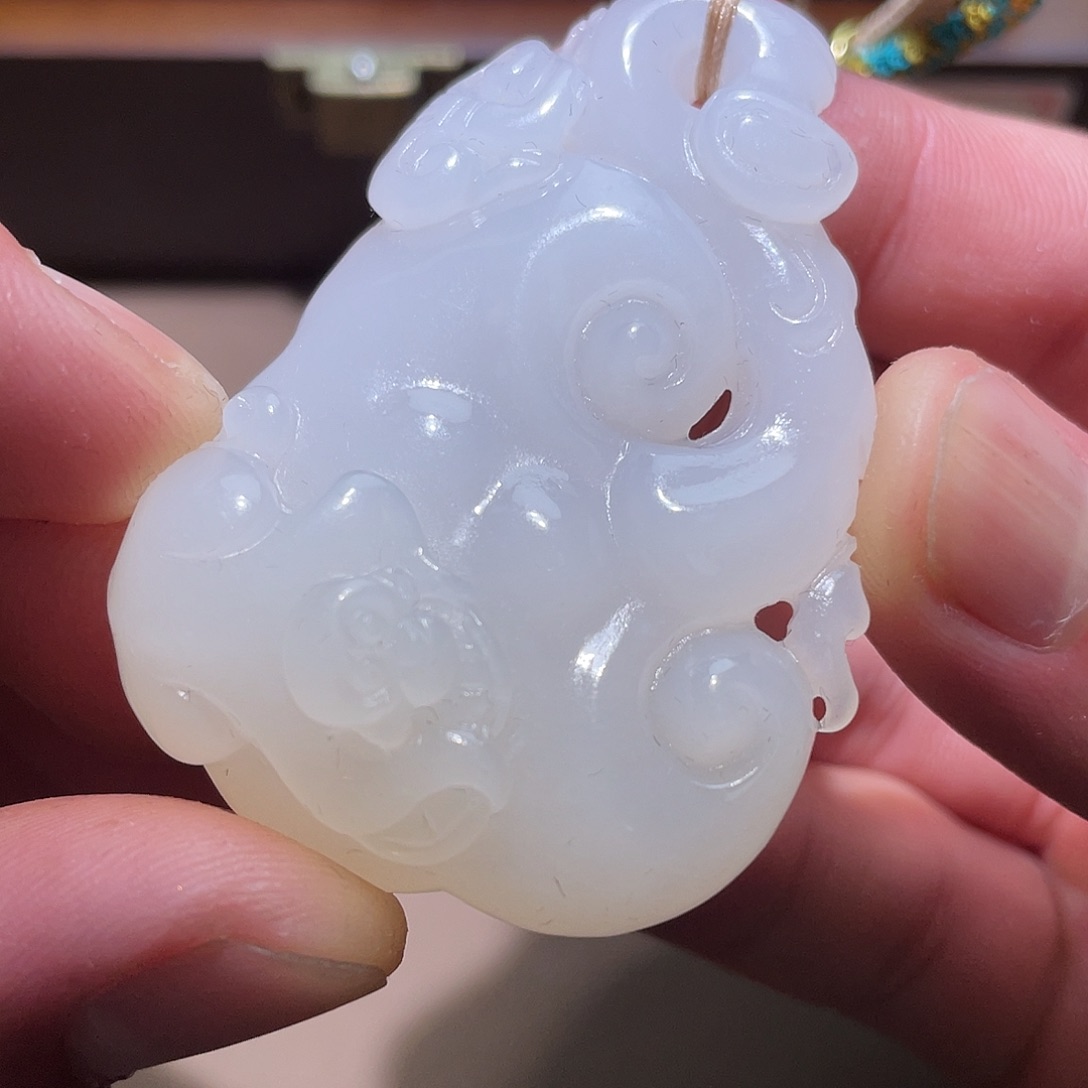 和田玉未镶嵌颈饰d 1