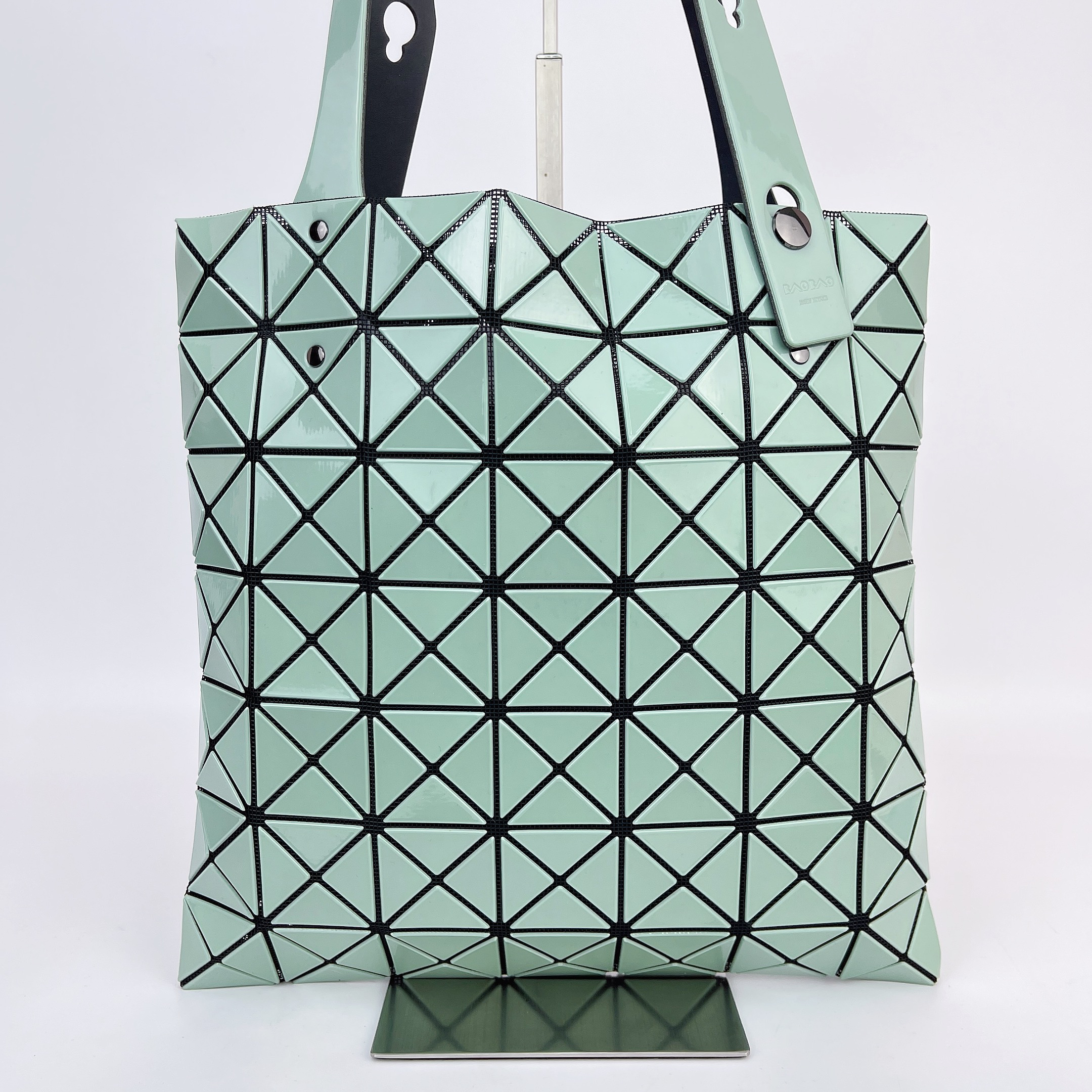 95新 Issey Miyake/三宅一生 三宅一生 绿色手提包底长27 N648