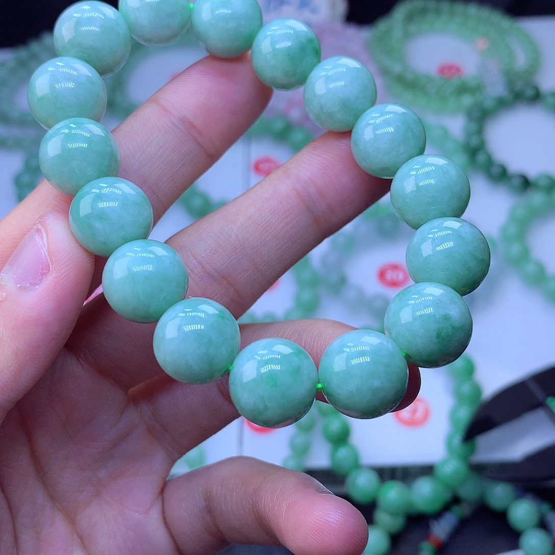 翡翠未镶嵌毛衣链