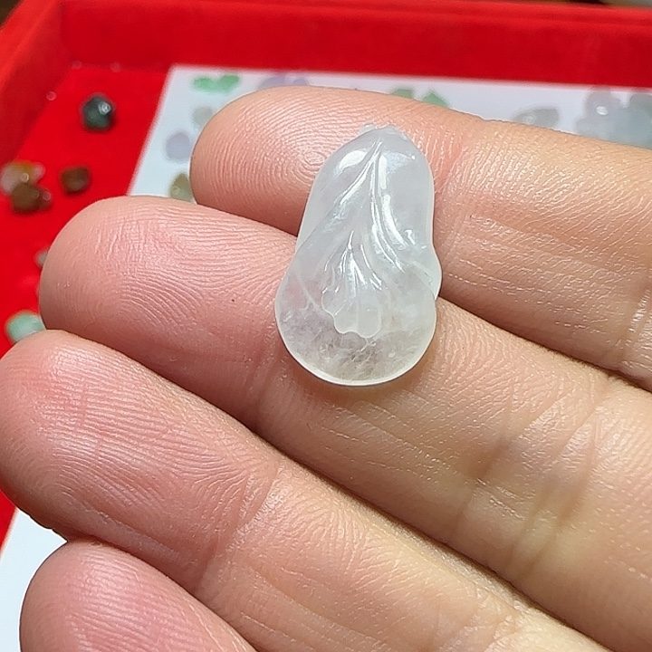 翡翠未镶嵌颈饰天然缅甸翡翠玉兰花小件