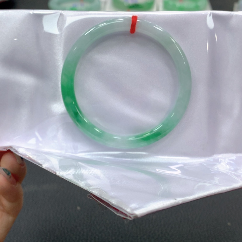 【闪购商品】翡翠手镯未镶嵌翡翠