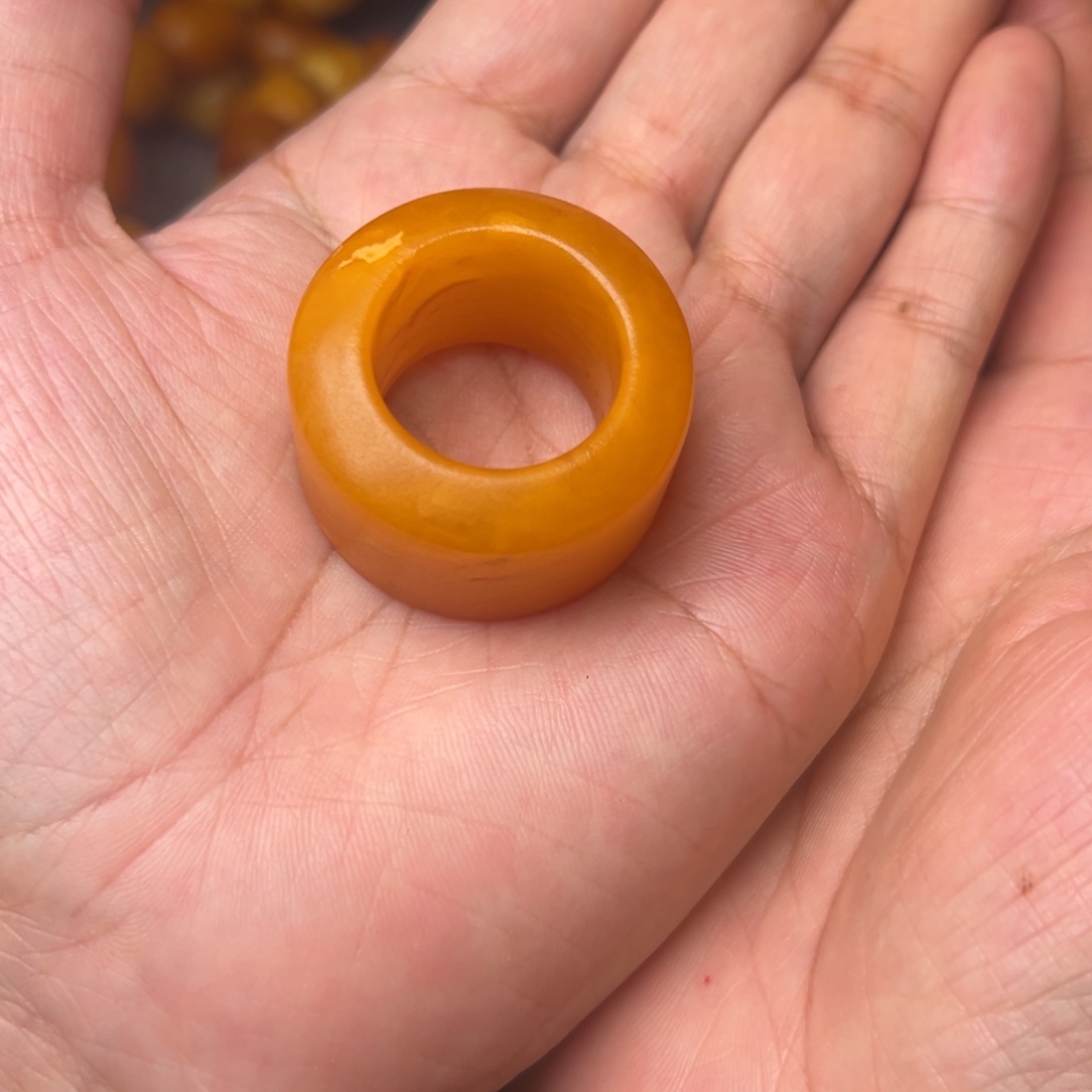 蜜蜡未镶嵌吊坠(不含链)