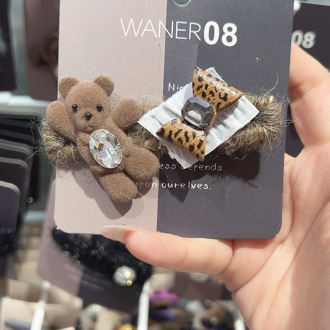 皮质铁合金小熊鸭夹