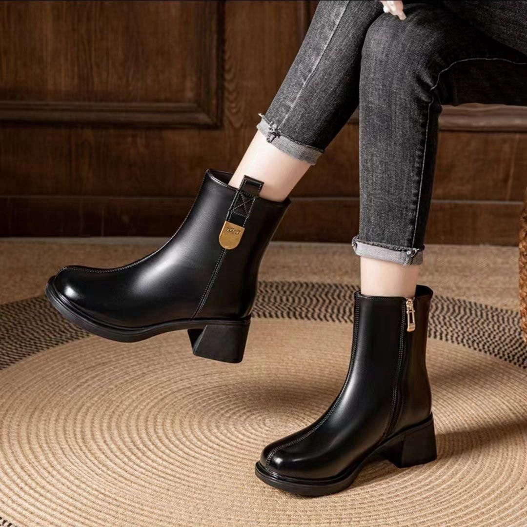 23901秋冬新款时尚百搭粗跟圆头加绒短靴F