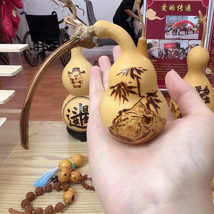 ୧***3香榧木葫芦工艺品