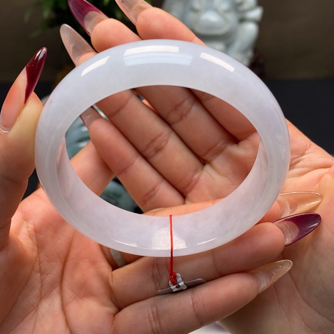 翡翠手镯未镶嵌天然