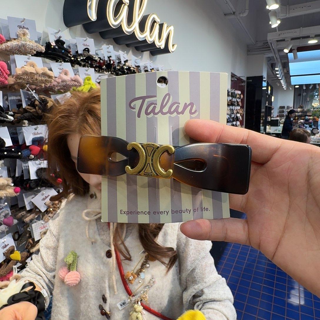 @****布艺非金属懒人夹哦哦哦