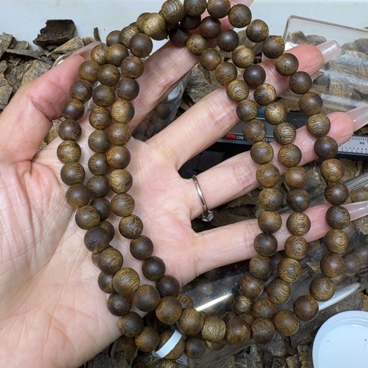 沉香手串陆河沉浮一条