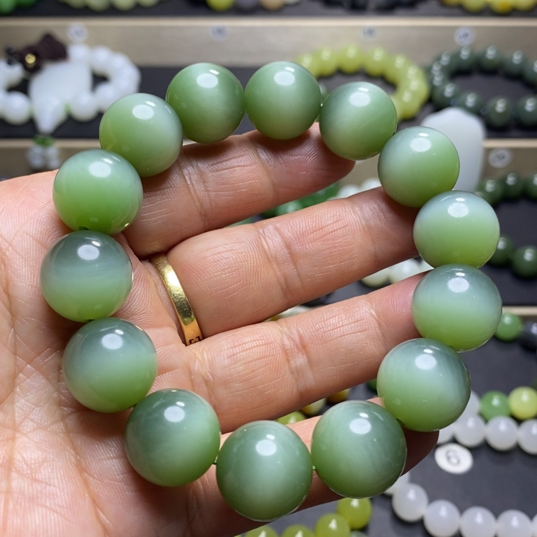 和田玉手串未镶嵌