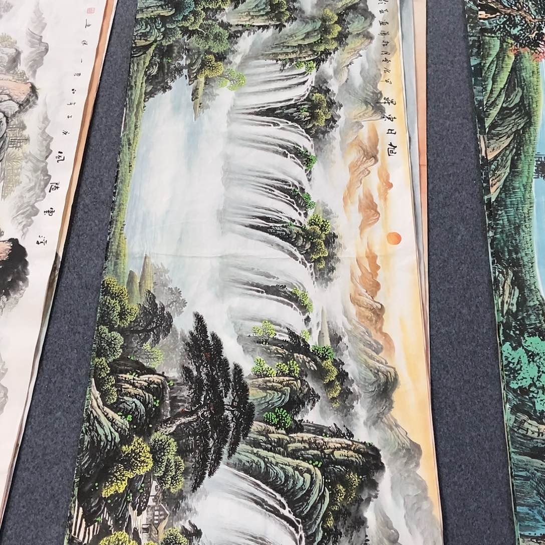 国画小六尺山水一副