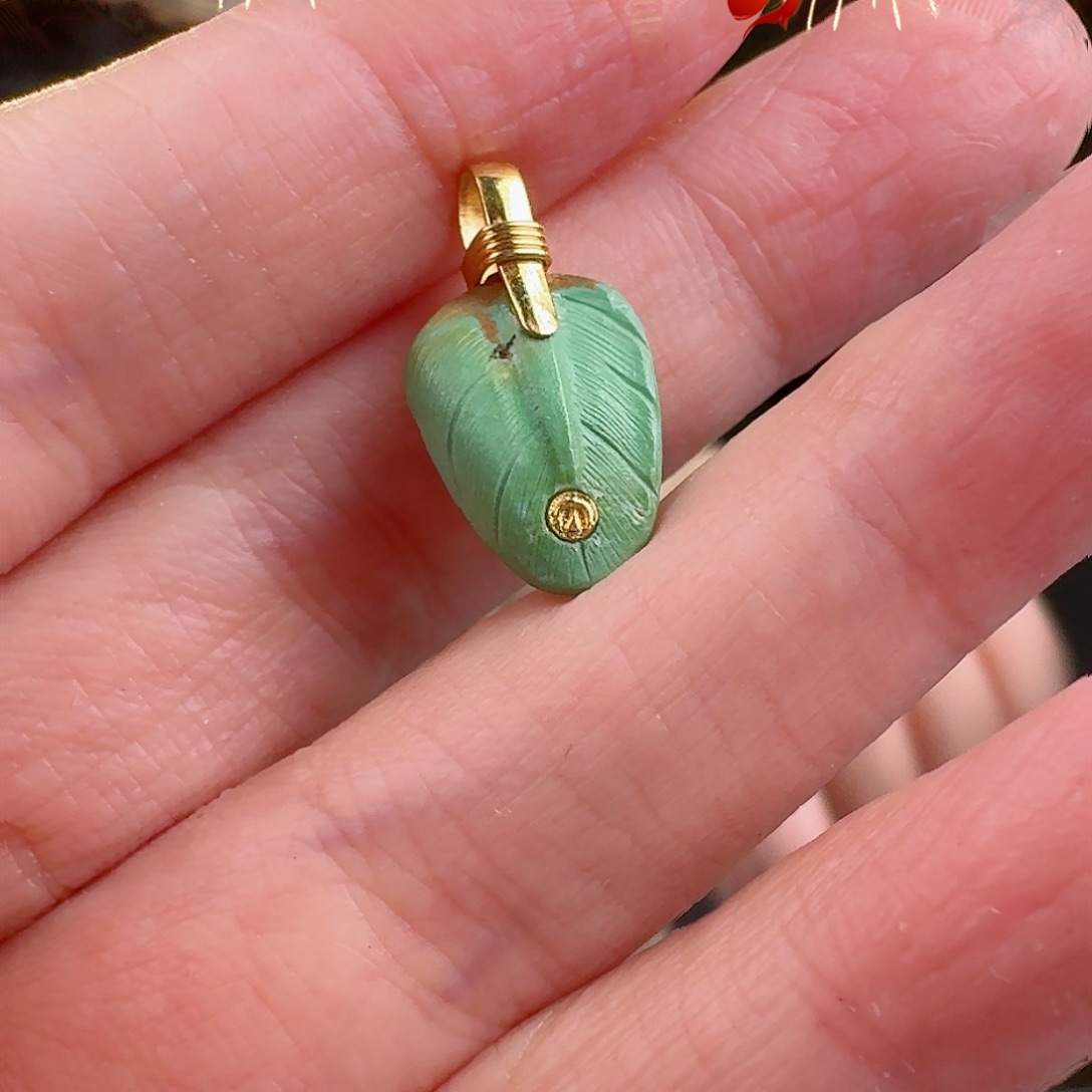 绿松石珠宝奇石18K金镶嵌